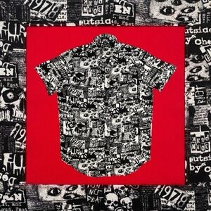 Hot Topic Social Collision NWOT Black & White Punk Newsprint Collage Shirt M